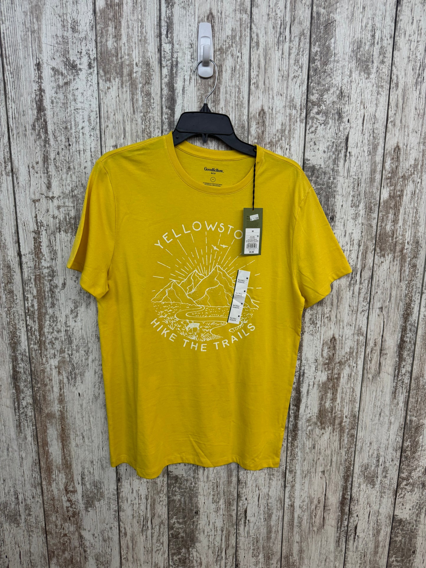 M - Yellowstone - Goodfellow & CO Shirt