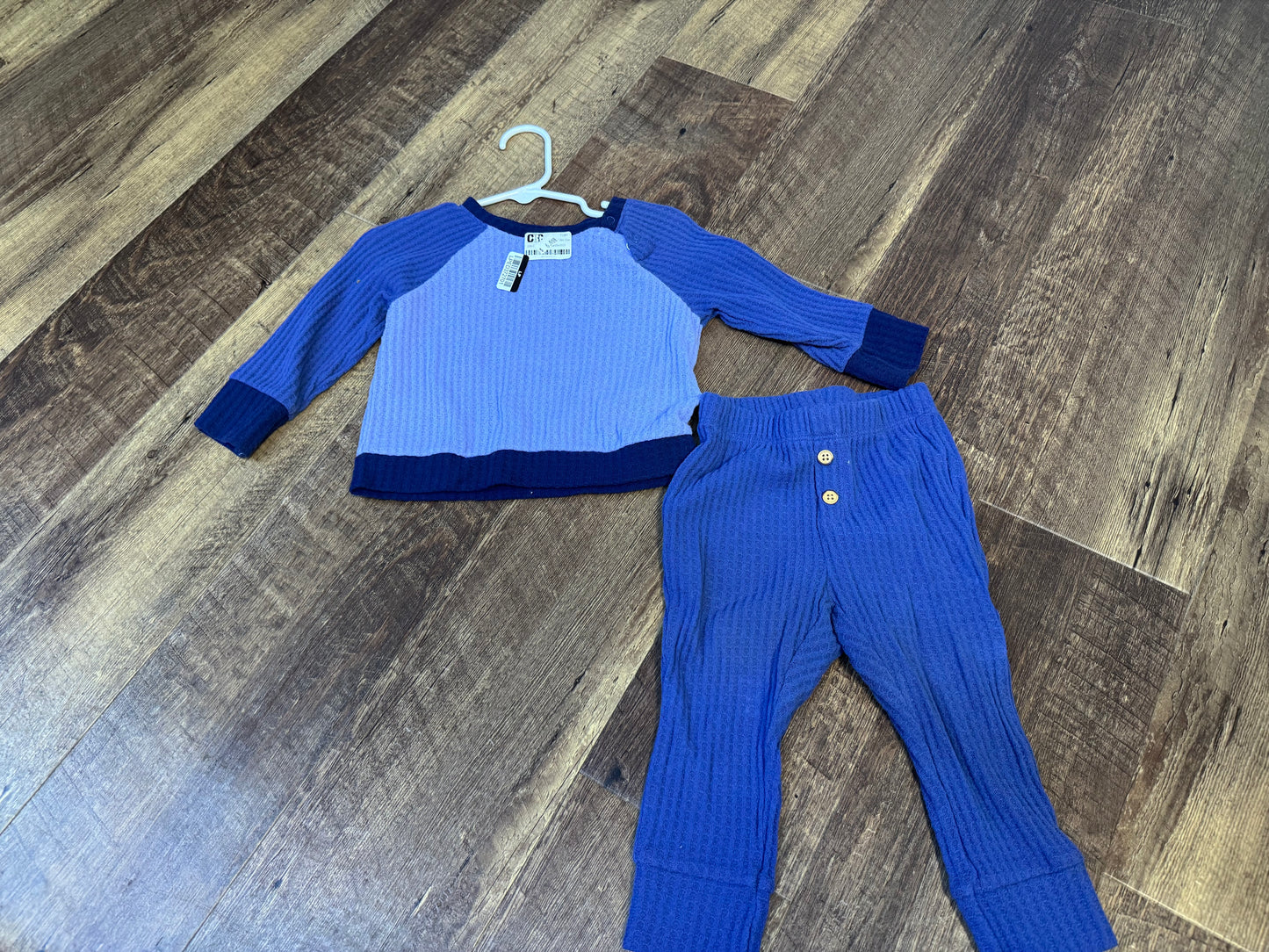 12M Cat&Jack Outfit