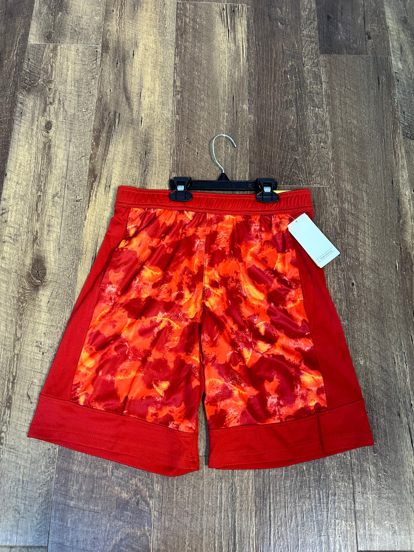 L (12/14) All In Motion Shorts